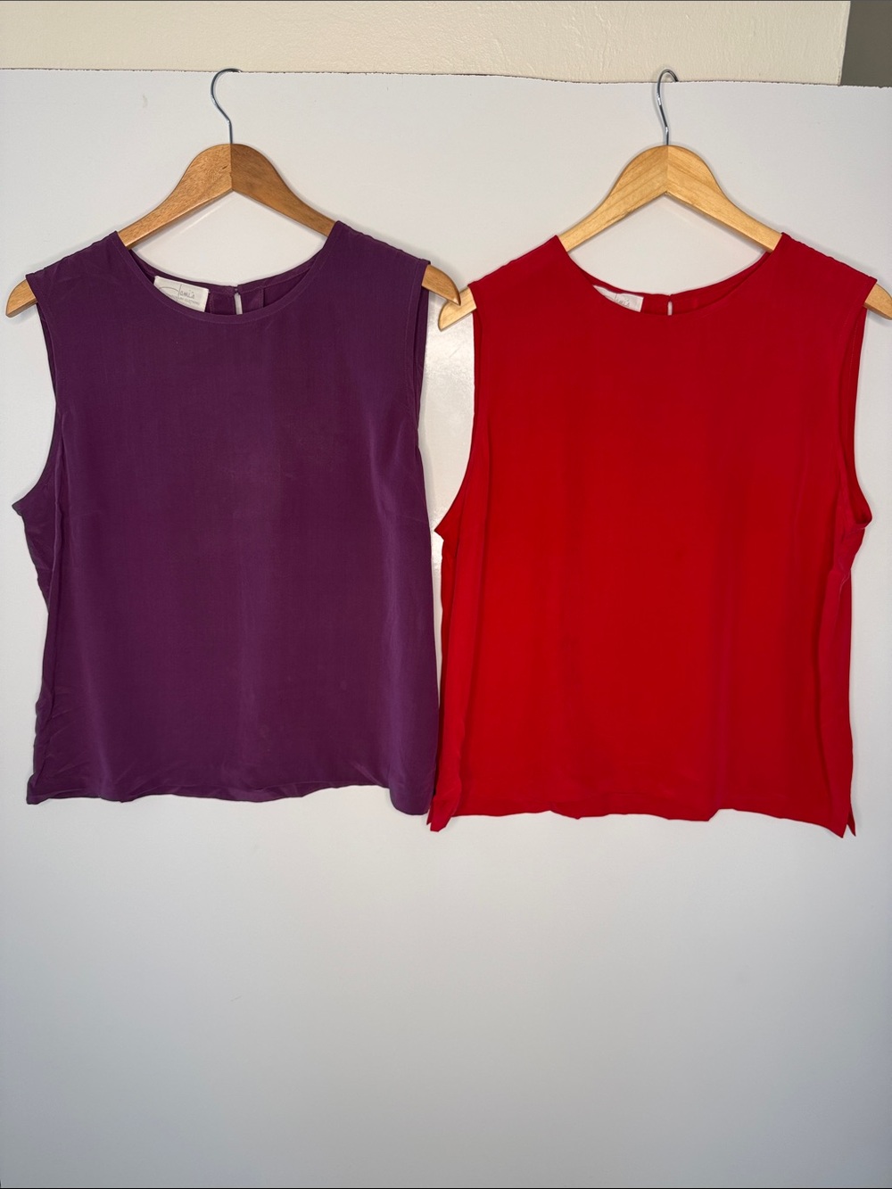 Vintage Silk Blouse Womens 16 Sleeveless Top Shell 100% Silk Red Purple